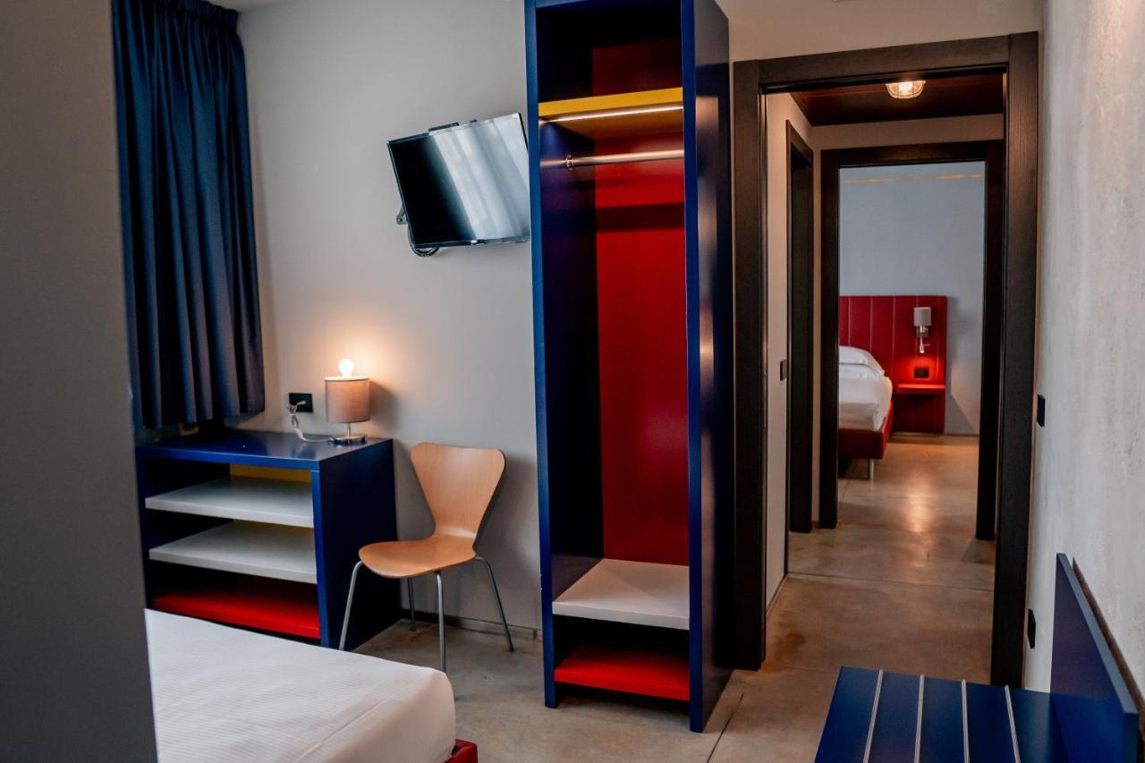 K Modern Hotel Peschiera del Garda Kültér fotó