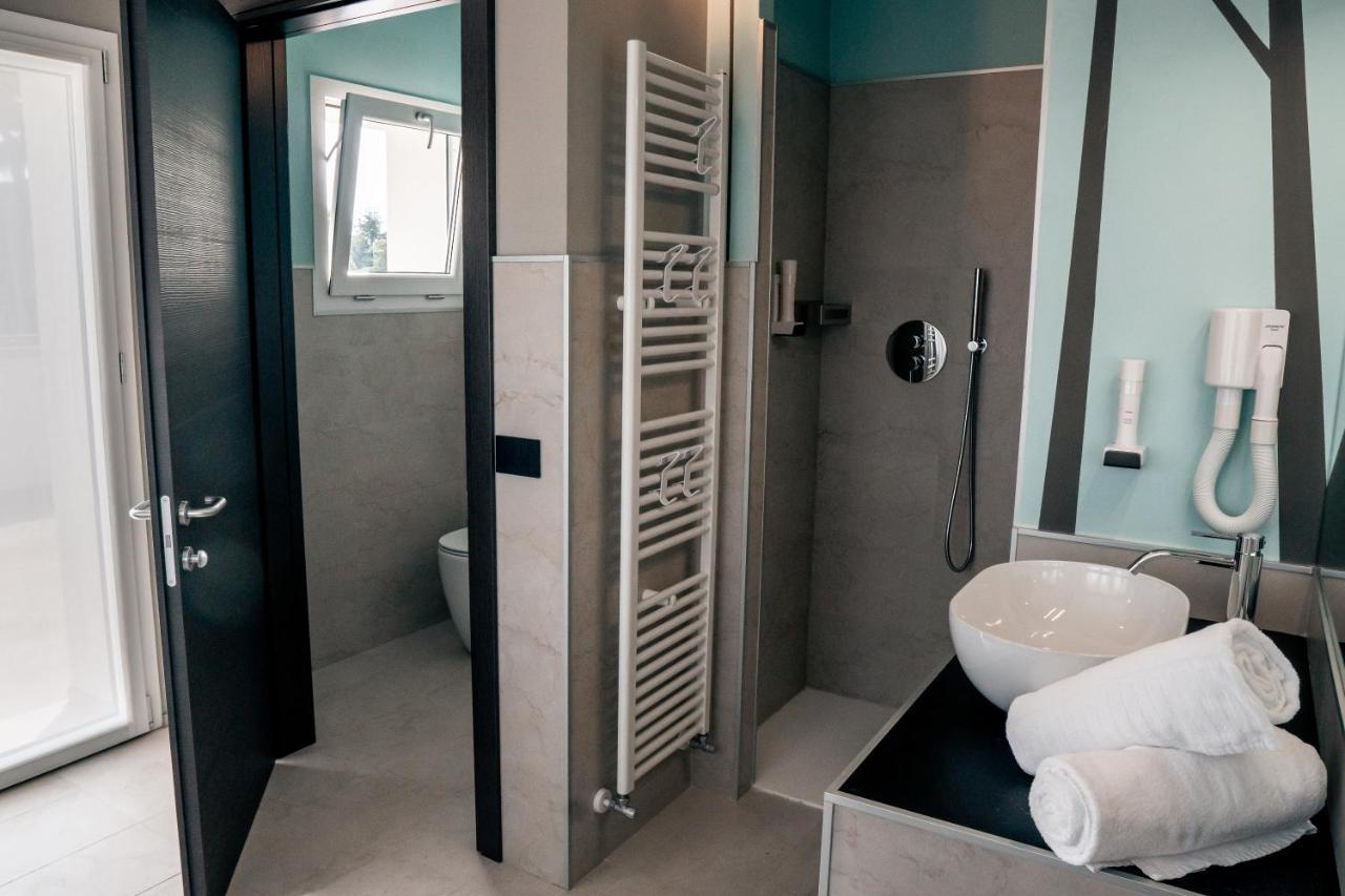 K Modern Hotel Peschiera del Garda Kültér fotó