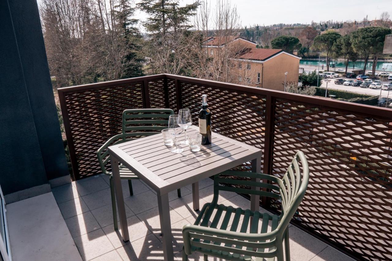K Modern Hotel Peschiera del Garda Kültér fotó